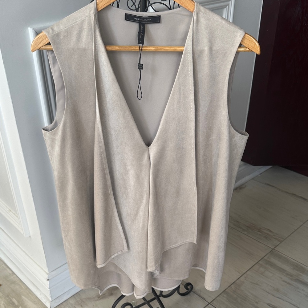 BCBGMaxAzria Taupe Layered V-Neck Sleeveless Top